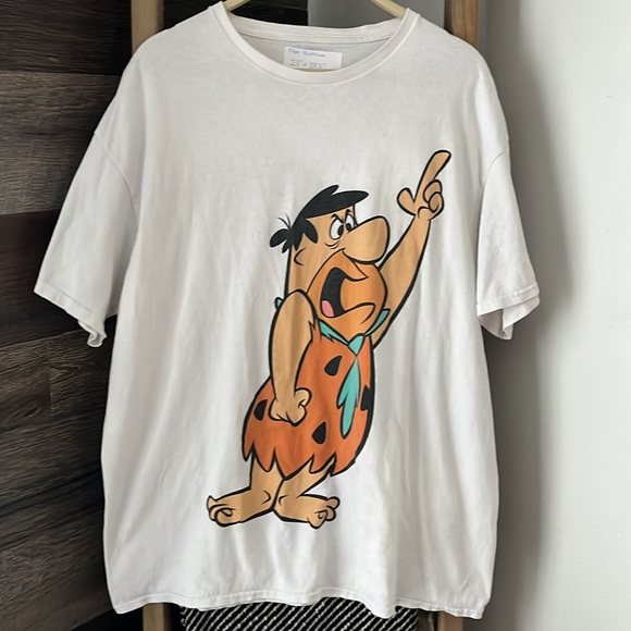 Fred Flintstone Graphic Tee - Picture 1 of 5